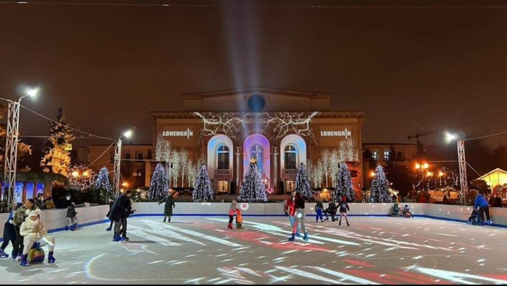 Roman Events: Transformă orice eveniment într-o experiență de patinaj pe gheață de neuitat